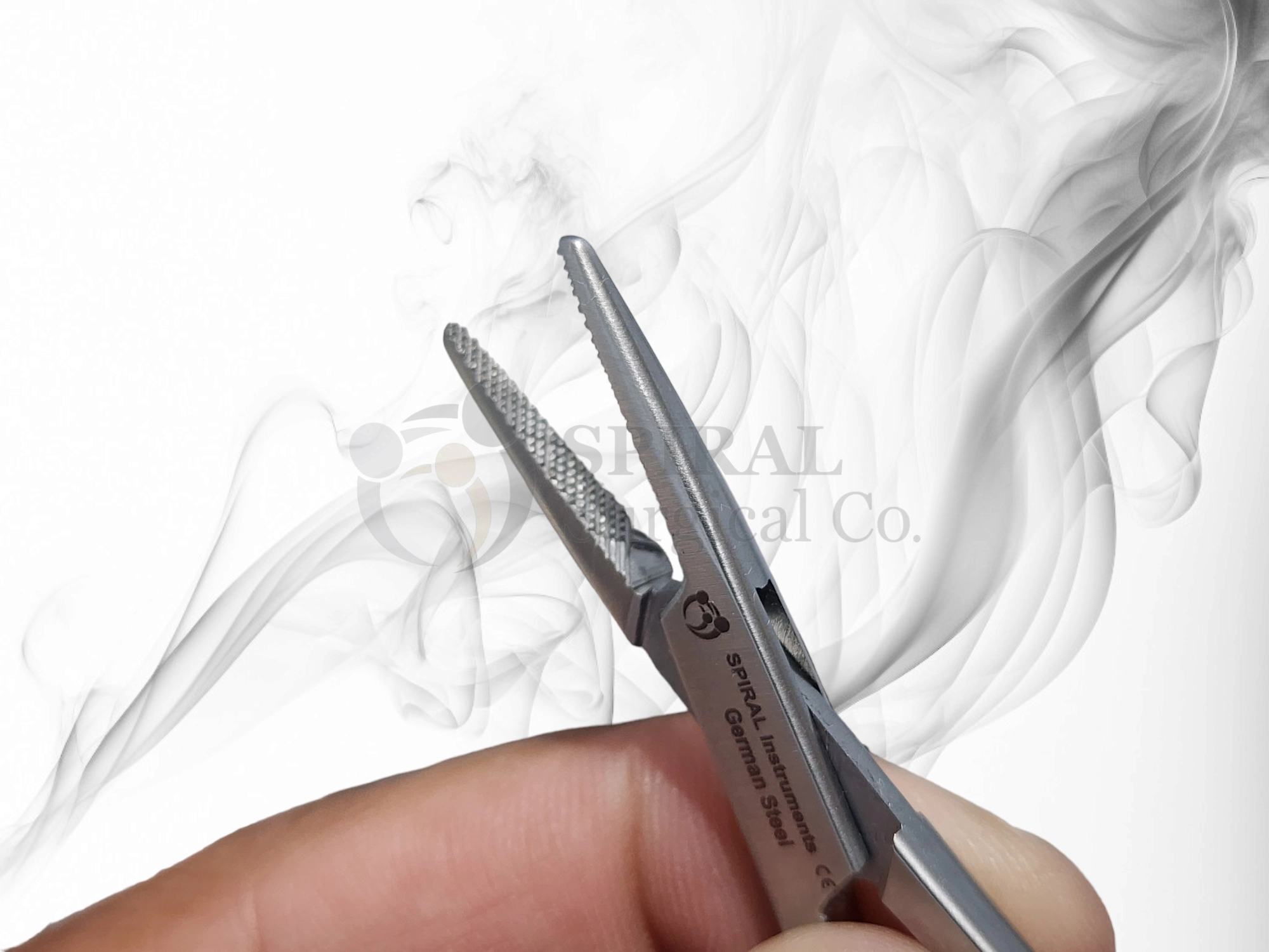 Halsey Needle Holder, 13cm, Serrated - Image 2